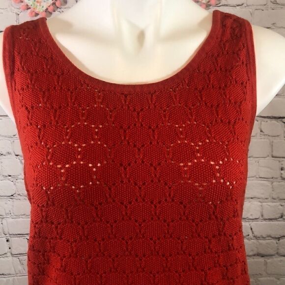 August Silk knit tank  - Picture 2 of 7
